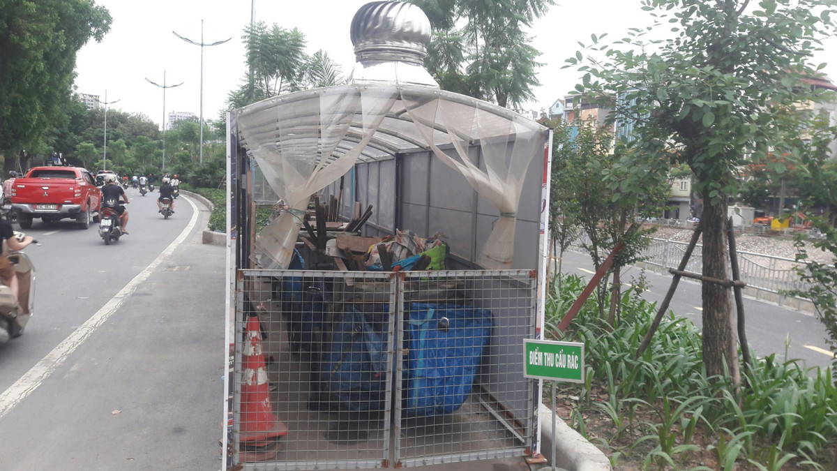 Bước đầu, các nhà chờ này sẽ được lắp đặt ở những tuyến đường có vỉa hè thông thoáng như đường Láng, Nguyễn Chí Thanh.