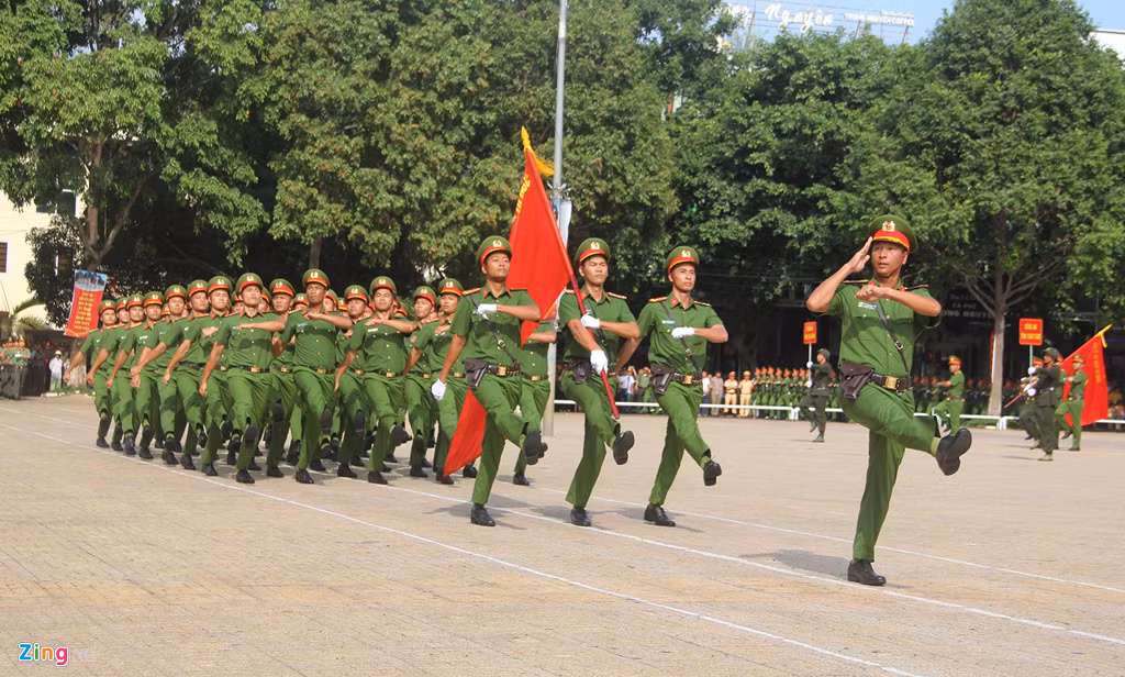 Ngat ngay voi ve dep rang ngoi nhu hot girl cua nhung 