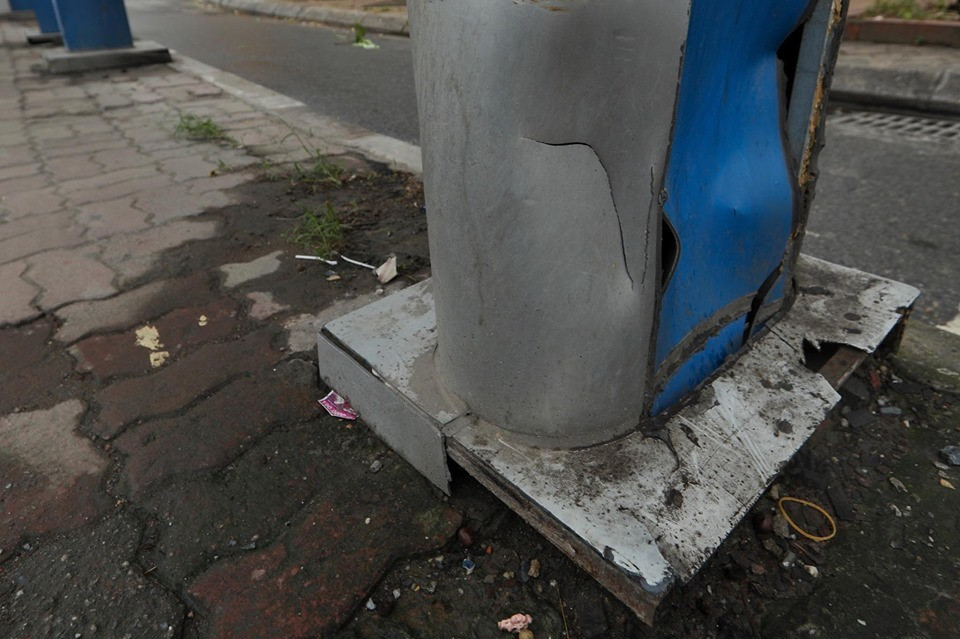 Tram xe buyt “lac loi” giua dong xe tap nap tren con duong 700 ti dong-Hinh-6