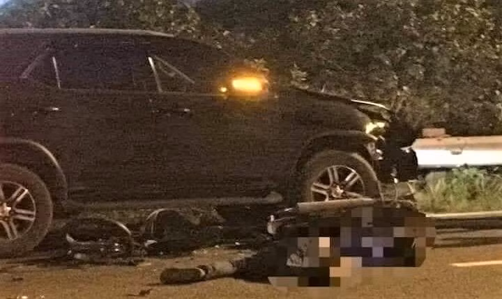 Chay xe may nguoc chieu gay tai nan: Du chet van phai boi thuong