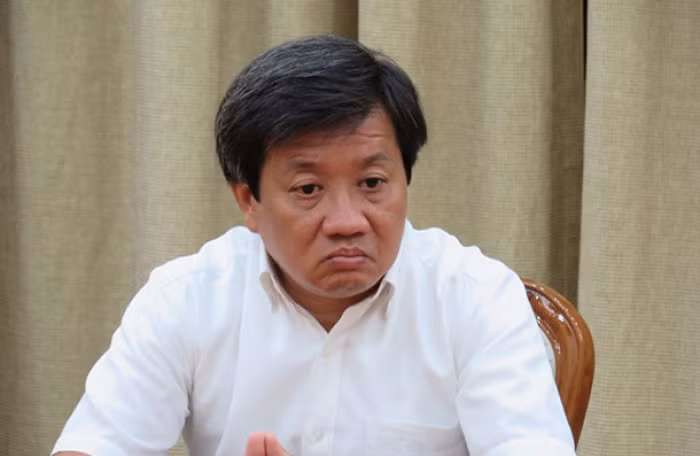 Trong đơn ông Hải viết: "Nếu tôi miễn cưỡng nhận nhiệm vụ trái với sở trường, chuyên môn và tâm huyết thì có thể sẽ gây ra những hậu quả nghiêm trọng do không có chuyên môn, điều đó sẽ làm tổn thương đến uy tín của Đảng, tiền bạc và tài sản của nhân dân nên tôi từ chức. Trong lúc đợi quy trình giải quyết chế độ nghỉ việc sớm 10 năm theo quy định, tôi sẽ xin nghỉ việc 2 tháng không hưởng lương”.