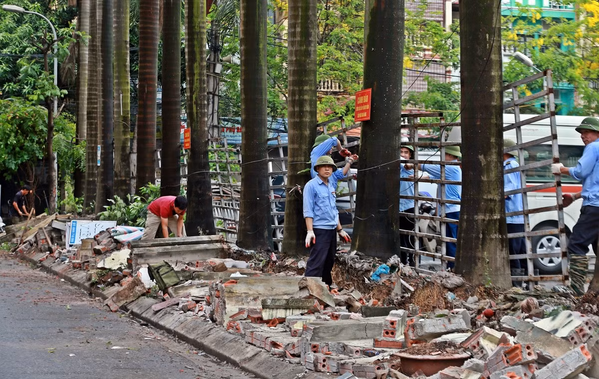 Được biết, đây là bức tường bao thuộc khu văn hóa nghệ thuật.