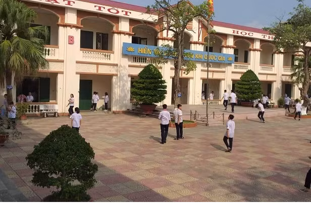Hai Phong: Hang tram hoc sinh khong duoc hoc tieng Anh vi thieu giao vien
