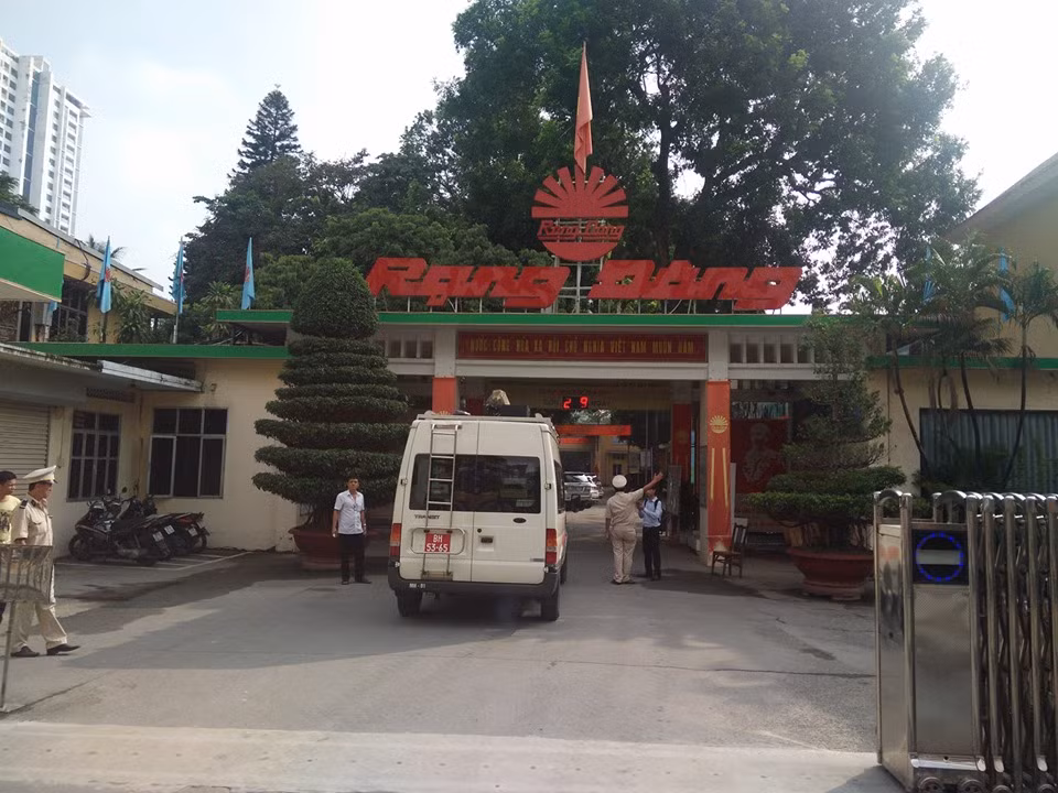 Nha kho Rang Dong chay tung xin xay chung cu: Goc khuat phoi lo?