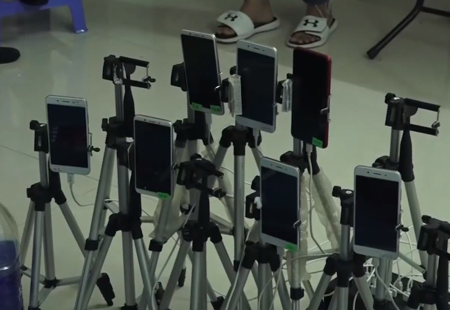 Nguoi Trung Quoc thue gai tre dong 