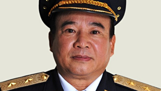 14. Ngày 19/6, tại Hà Nội, Ban Bí thư họp đã xem xét, thi hành kỷ luật đảng đối với Phó đô đốc Nguyễn Văn Tình, nguyên Uỷ viên T.Ư Đảng, nguyên Uỷ viên Đảng uỷ Quân sự T.Ư, nguyên Bí thư Đảng uỷ, nguyên Chính uỷ Quân chủng Hải quân. Phó đô đốc Nguyễn Văn Tình, trong thời gian giữ cương vị Uỷ viên T.Ư Đảng, Uỷ viên Đảng uỷ Quân sự T.Ư, Bí thư Đảng uỷ Quân chủng Hải quân (từ tháng 11/2005 đến tháng 1/2008), Chính uỷ Quân chủng Hải quân, chịu trách nhiệm người đứng đầu cấp uỷ về những vi phạm, khuyết điểm nghiêm trọng của Ban Thường vụ Đảng uỷ Quân chủng Hải quân nhiệm kỳ 2005 - 2010.