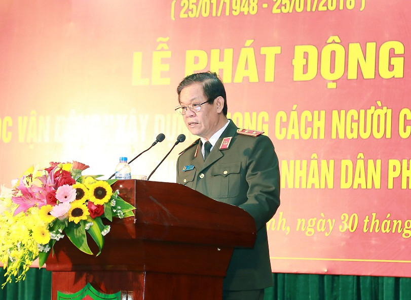 11. Tại kỳ họp 28, Uỷ ban Kiểm tra Trung ương đã xem xét, kết luận một số nội dung về kiểm tra khi có dấu hiệu vi phạm đối với Ban Thường vụ Đảng ủy Tổng cục Hậu cần - Kỹ thuật, Bộ Công an. Trung tướng Lê Văn Minh, Ủy viên Đảng ủy Công an Trung ương, Bí thư Đảng ủy, Tổng cục trưởng chịu trách nhiệm người đứng đầu về những vi phạm, khuyết điểm của Ban Thường vụ Đảng ủy và chịu trách nhiệm cá nhân về những vi phạm, khuyết điểm trong thực hiện chức trách, nhiệm vụ được giao.