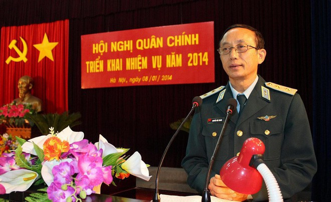 9. Tại kỳ họp thứ 28 từ ngày 24-26/7, Ủy ban Kiểm tra Trung ương đã thi hành kỷ luật bằng hình thức cảnh cáo đối với đồng chí Trung tướng Nguyễn Văn Thanh, nguyên Bí thư Đảng ủy, nguyên Chính ủy Quân chủng Phòng không - Không quân. Ông Thanh chịu trách nhiệm người đứng đầu về những vi phạm, khuyết điểm của Ban Thường vụ Đảng ủy nhiệm kỳ 2010-2015; chịu trách nhiệm trong việc xét duyệt danh sách hưởng chính sách nhà ở, đất ở của quân đội, trong đó có một số trường hợp không đúng đối tượng theo quy định.