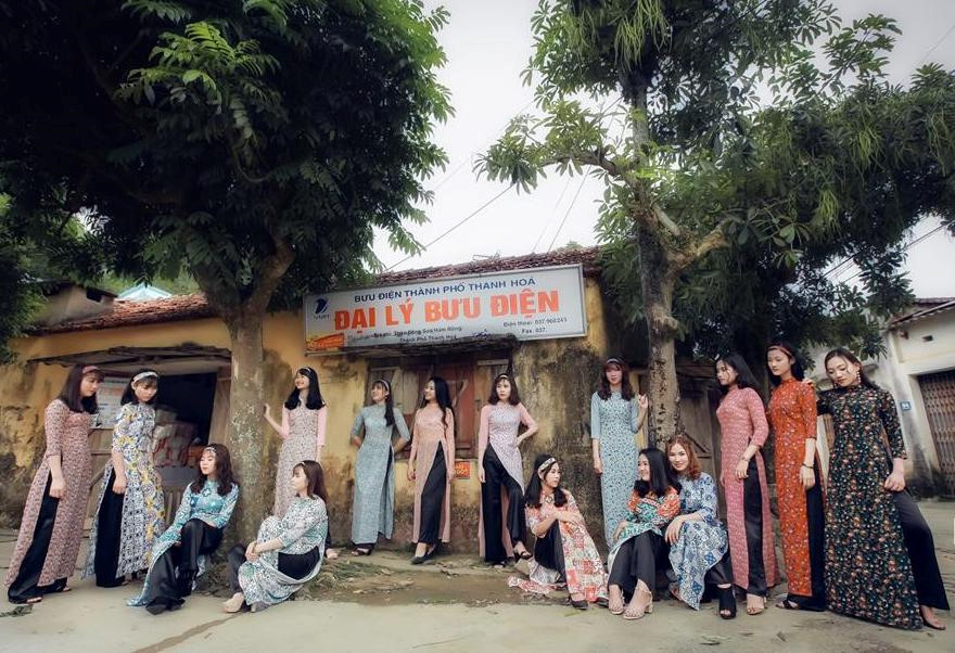 Teen Thanh Hoá chụp ảnh kỷ yếu phong cách "Cô Ba SG" - Hình 4 Teen Thanh Hoa chup anh ky yeu phong cach