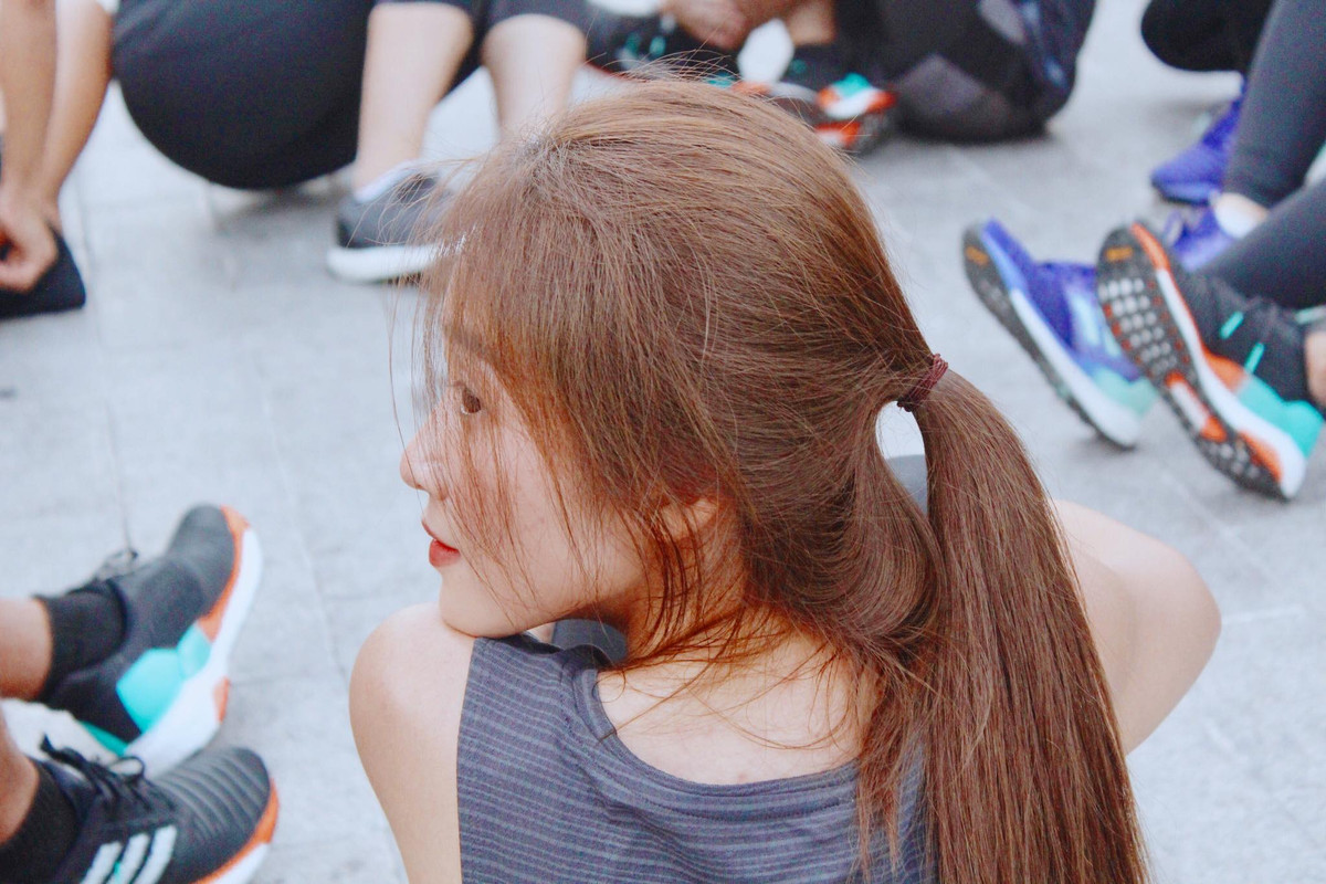 Thông thường mỗi khi đăng ảnh Khả Ngân đều chọn cho mình những hình ảnh chỉn chu, chau chuốt nhất. Thế nhưng ai ngờ, cũng có ngày, cô nàng lại tự đăng ảnh dìm bản thân, khiến fan hâm mộ cực kỳ thích thú.