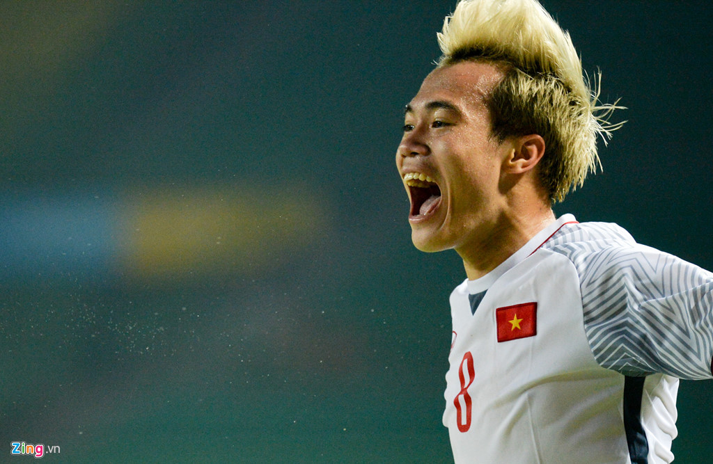 Trước khi lứa 1996 chia tay Olympic Việt Nam, Nguyễn Văn Toàn cũng đã kịp để lại dấu ấn của riêng mình. Anh từng gặp nhiều khó khăn khi không được HLV Park Hang-seo trọng dụng nhưng bằng sự kiên trì và nỗ lực, Văn Toàn đã dần lấy lại niềm tin. Không có Toàn, U22 Việt Nam sẽ thiếu đi một mũi khoan tốc độ tại SEA Games 2019.