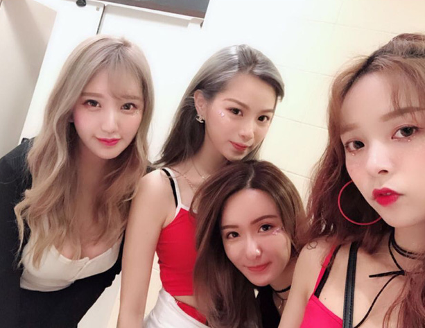 Đến lễ hội âm nhạc điện tử Ultra Korea 2018 cùng check-in với những cô gái xinh đẹp thôi các bạn ơi!