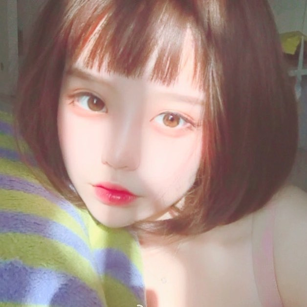 Cô bạn có nickname Xibao một trong những ví dụ khiến dân tình không thể ngừng yêu cái đẹp.