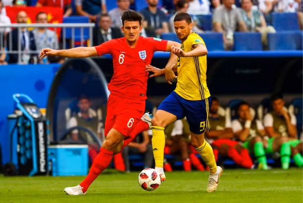 Tiền đạo Marcus Berg (Thụy Điển): Berg vẫn chưa thể ghi bất kỳ một bàn thắng nào tại các kỳ World Cup. Lần này, anh có thể đổ lỗi cho sự xuất sắc của thủ thành Jordan Pickford. Tuy nhiên, với số cú sút đã tung ra cùng số cơ hội có được bởi các đồng đội, rõ ràng màn trình diễn của Marcus Berg là không đáp ứng được kỳ vọng của người dân Thụy Điển.