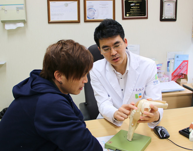 Tuan Anh kho hoi phuc, lo hen AFF Cup 2018