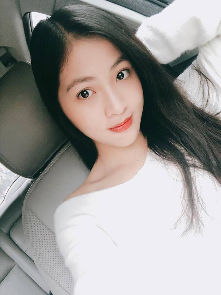 Hà Anh sở hữu vẻ ngoài dịu dàng, ngọt ngào khiến bất cứ chàng trai nào cũng đổ gục khi lần đầu gặp mặt.