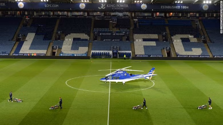 The gioi bong da dau buon truoc su ra di cua Chu tich Leicester-Hinh-3
