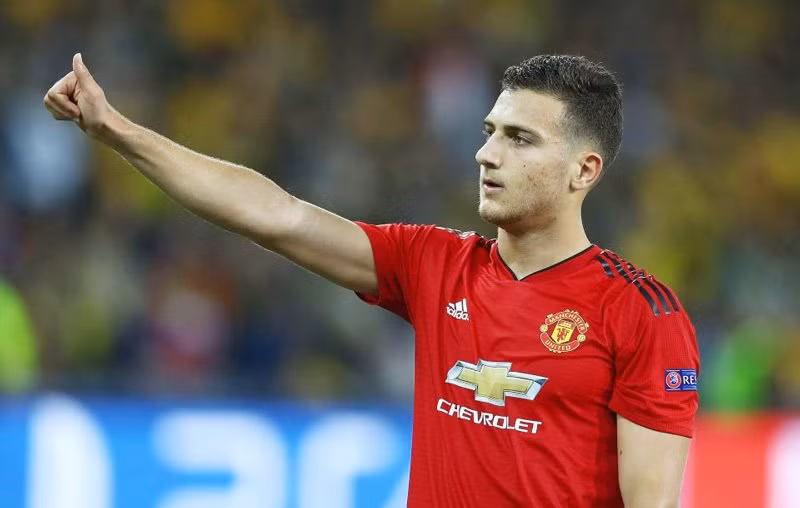 CDV MU phat sot voi chang tan binh 19 tuoi Diogo Dalot-Hinh-3