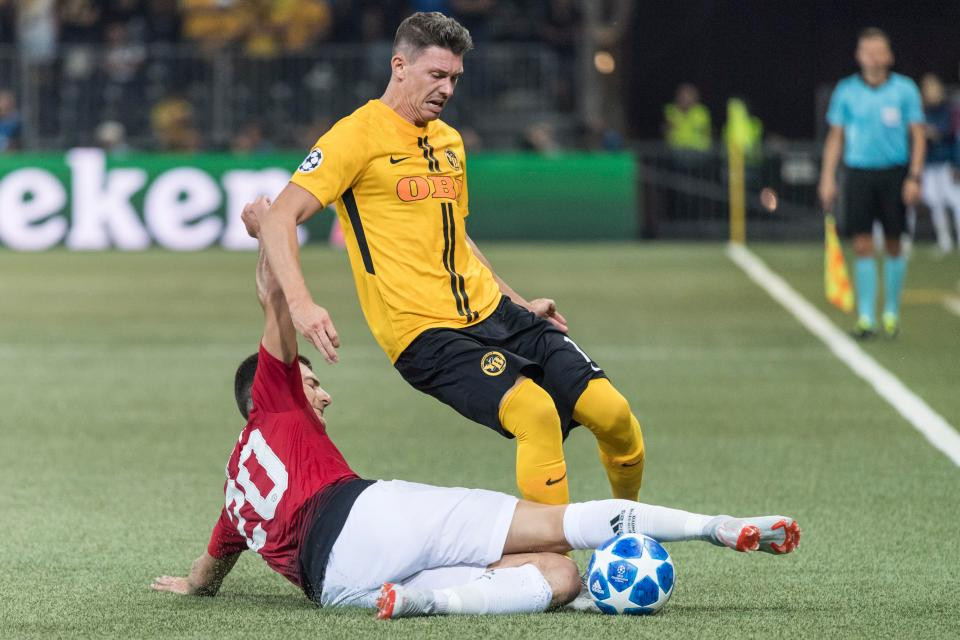 CDV MU phat sot voi chang tan binh 19 tuoi Diogo Dalot-Hinh-2