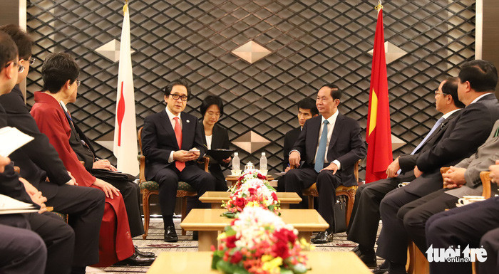 Chủ tịch Trần Đại Quang (giữa, phải) tiếp Chủ tịch Tổ chức Xúc tiến mậu dịch Nhật Bản trước khi diễn ra hội nghị Xúc tiến đầu tư Việt Nam - Ảnh: K.HƯNG