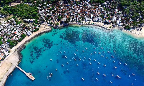 Khách du lịch thường nói với nhau rằng:“Về thăm Quy Nhơn nhất định phải ghé qua Cù Lao Xanh, không thì phí cả chuyến đi”. Vậy đâu là nguyên nhân khiến Cù Lao Xanh “quyến rũ” như vậy? Ảnh: dulichculaoxanh