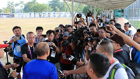 BTC ASIAD cam phong vien Viet Nam tac nghiep tai Indonesia-Hinh-2