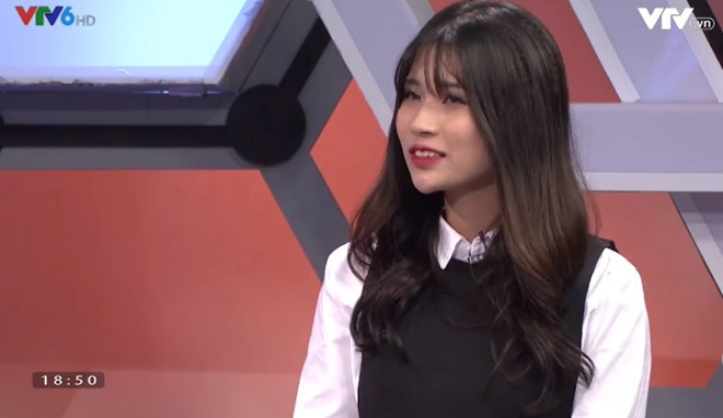 9X Ha Noi bi che gieu vi anh selfie khac han luc len tivi-Hinh-2