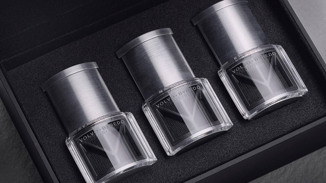 Mỗi chủ đề được đồng bộ với một trong số 4 mùi hương nước hoa từ thương hiệu cao cấp Thụy Điển Byredo.