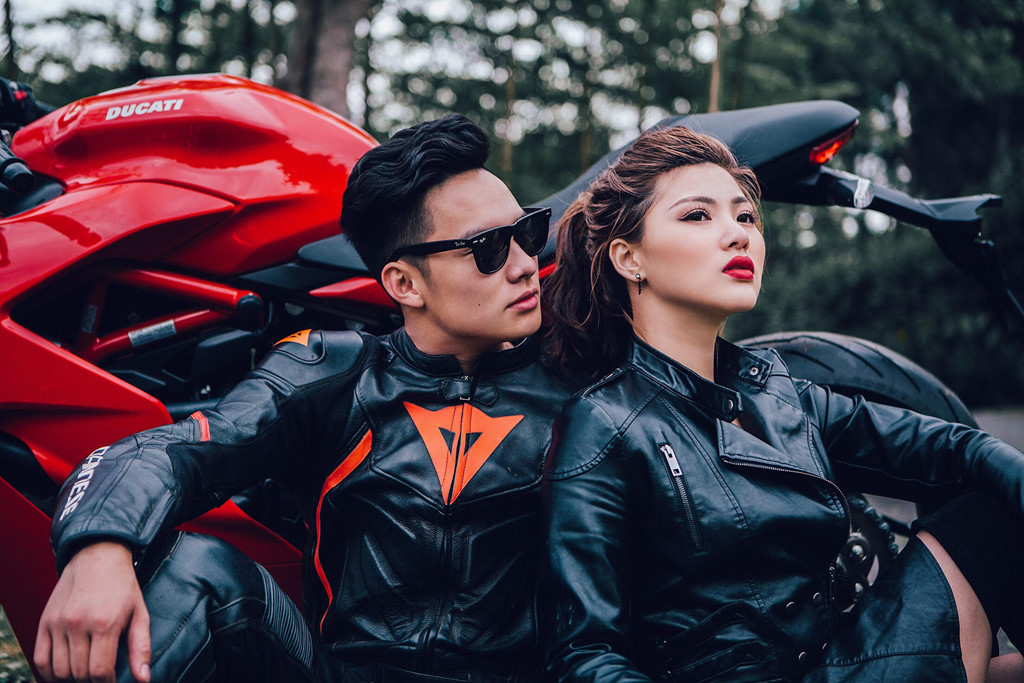 Sau một năm yêu nhau, cả hai quyết định về chung một nhà. Phương Thu cũng cho biết, bí quyết giữ gìn tình yêu “lệch tuổi” này là cả hai đều cố gắng tiết chế cái “tôi” và học cách nhường nhịn nhau trong cuộc sống. Ảnh: NVCC.