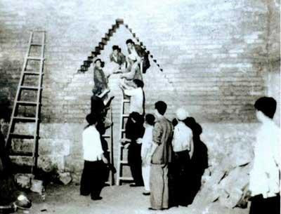 Đoàn khảo cổ của Quách Mạt Nhược đã "đánh liều" tiến hành khai quật. (Ảnh: Nguồn Baidu).