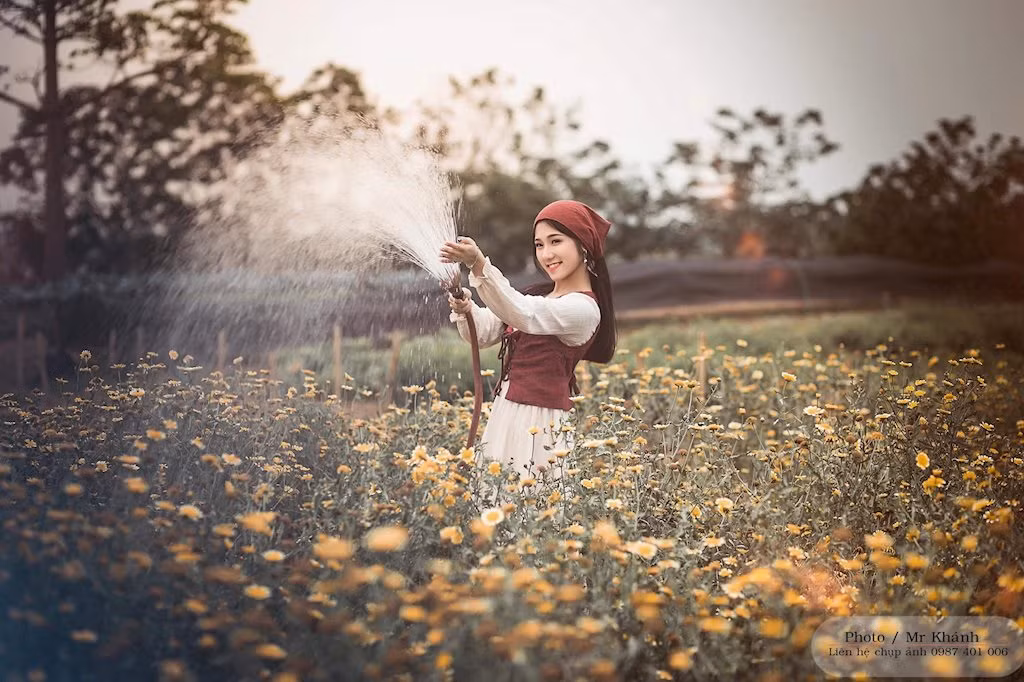 Cùng ngắm nhìn nhan sắc yêu kiều của cô nàng tài năng và nhiều đam mê này.