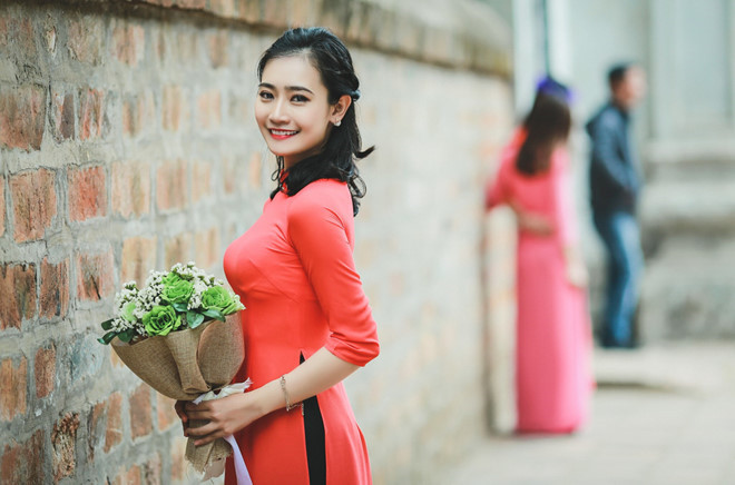 Lê Thị Hoàng Anh được biết đến khi được Học viện An ninh vinh danh thủ khoa đầu tiên của hệ dân sự năm 2017. Thành tích học tập đáng nể, nhan sắc nổi bật của cô gái 23 tuổi khiến nhiều người ngưỡng mộ, khen ngợi là tài sắc vẹn toàn. Lê Thị Hoàng Anh được biết đến khi được Học viện An ninh vinh danh thủ khoa đầu tiên của hệ dân sự năm 2017. Thành tích học tập đáng nể, nhan sắc nổi bật của cô gái 23 tuổi khiến nhiều người ngưỡng mộ, khen ngợi là tài sắc vẹn toàn.