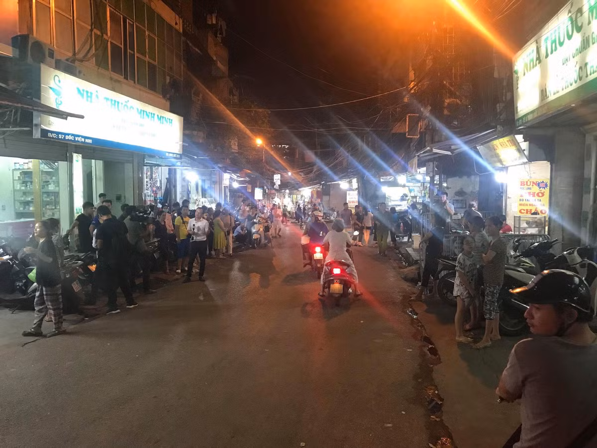 Nong: Phat hien xac chet trong nha tro ong Hiep “khung” sau vu chay o De La Thanh?-Hinh-3