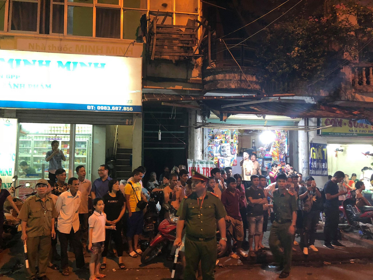 Nong: Phat hien xac chet trong nha tro ong Hiep “khung” sau vu chay o De La Thanh?-Hinh-2