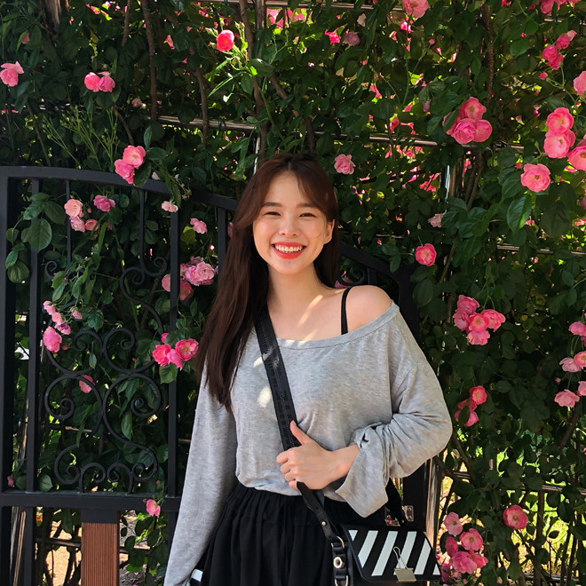 Trước đó, hồi giữa tháng 4, cô từng khoe loạt ảnh du lịch tại đây và thu hút sự chú ý của cộng đồng mạng Việt Nam.