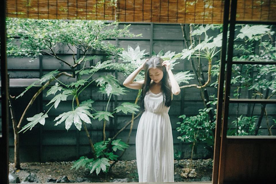 Sự kết hợp giữa hai con người chưa một lần gặp mặt - Boon Trang và anh nhiếp ảnh người Nhật sống tại Mỹ từ nhỏ (@take1official) có lẽ là một "cái duyên" lớn.