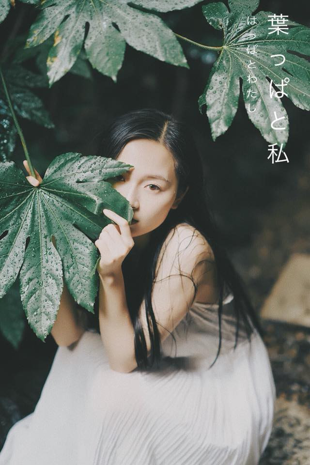 Một buổi sáng tinh mơ cùng vẻ đẹp tinh khối của cô gái đôi mươi.