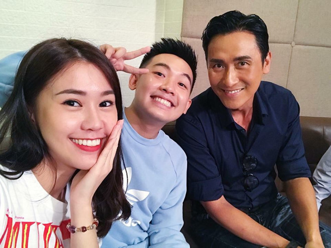 Trong chuyến tới Việt Nam hồi tháng 8 vừa qua của "mỹ nam đài TVB" (Hong Kong, Trung Quốc) - Mã Đức Chung, Ngọc Thảo và Phở Đặc Biệt có dịp đứng chung khung hình với nam tài tử. Phở cũng là hot teen Việt có cơ hội gặp gỡ nhiều sao quốc tế như dàn diễn viên phim bom tấn The Avengers 2015 (Biệt đội siêu anh hùng), các nhóm nhạc Hàn Quốc nổi tiếng: EXO, SHINee...