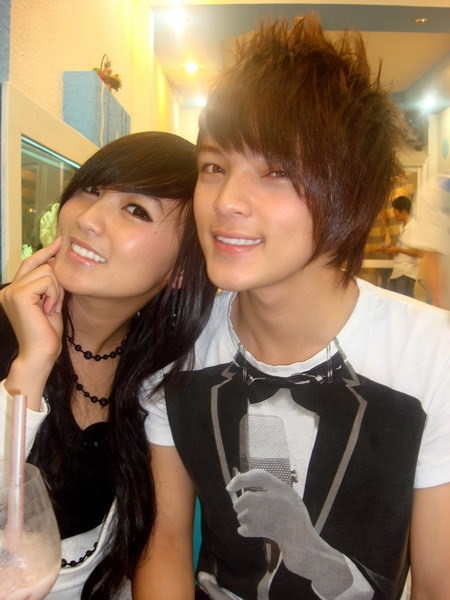 Trước khi trở thành Kelbin Lee cá tính, theo đuổi phong cách unisex như hiện nay, anh chàng từng khiến nhiều cô gái "thương nhớ" với phong cách này.