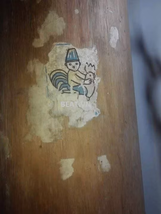 Nhớ lại những năm tháng tuổi thơ, chúng ta cứ hồi hộp chờ đợi đến thứ 6 cuối tuần để được cô phát phiếu bé ngoan, những tấm phiếu nhỏ bé được gắn ở nơi trang trọng nhất trong nhà...