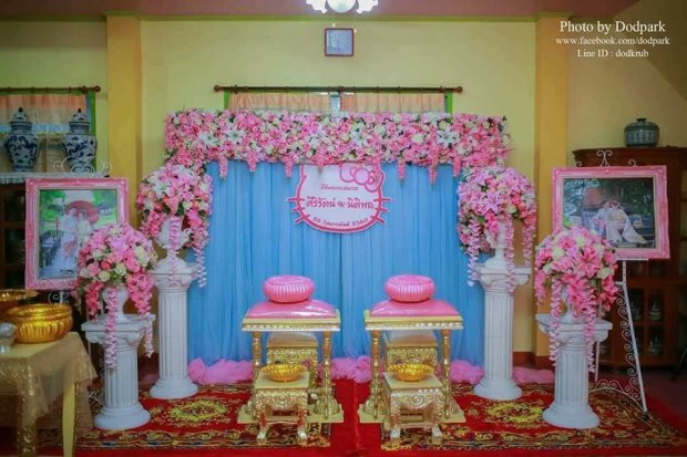 Tro ve tuoi tho voi dam cuoi Hello Kitty cua cap doi 9X-Hinh-2