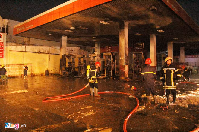 TP HCM: Chay cay xang, nhieu nguoi thao chay-Hinh-2