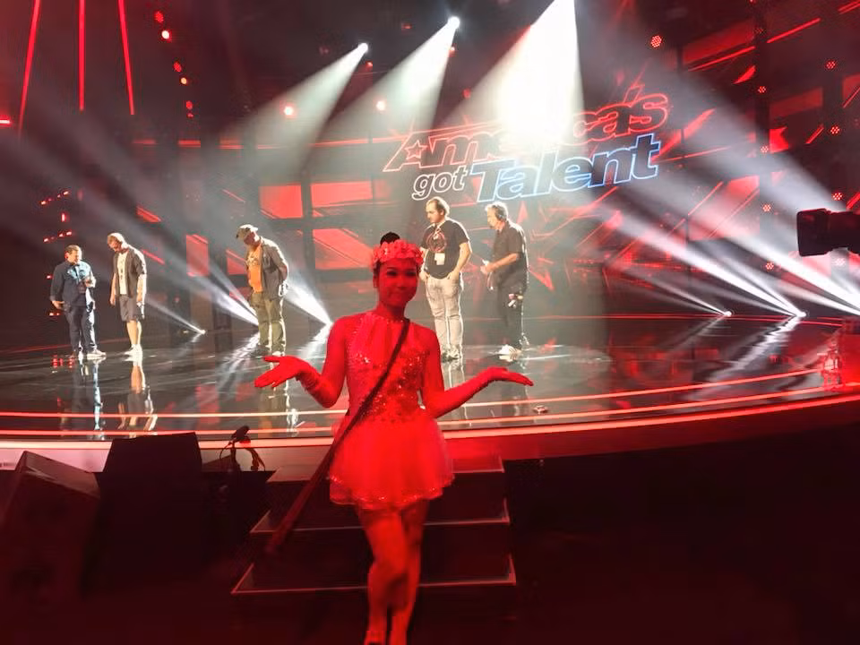 9x tài năng và vô cùng xinh đẹp.