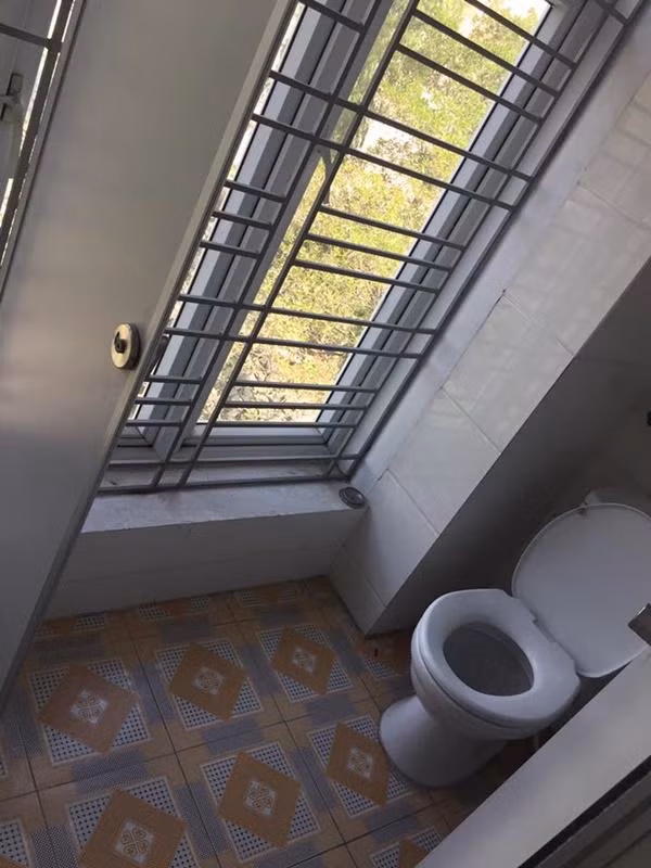 Nha ve sinh tho mong thach tien khong ai dam... coi quan vi ly do nay!-Hinh-2