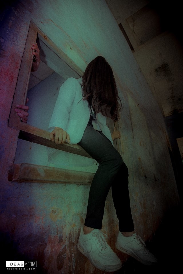 Dung toc gay voi bo anh ky yeu cua nhom hoc sinh Binh Phuoc-Hinh-9