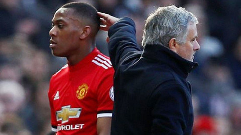 5 van de Mourinho can xu ly som de vuc day M.U