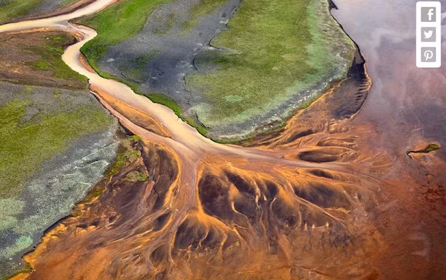 Dòng sông cây, Iceland