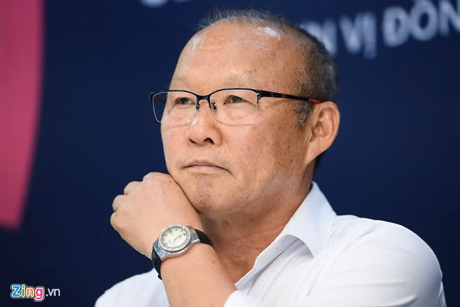 Bong da Viet Nam va nguy co mat HLV Park Hang-seo-Hinh-4