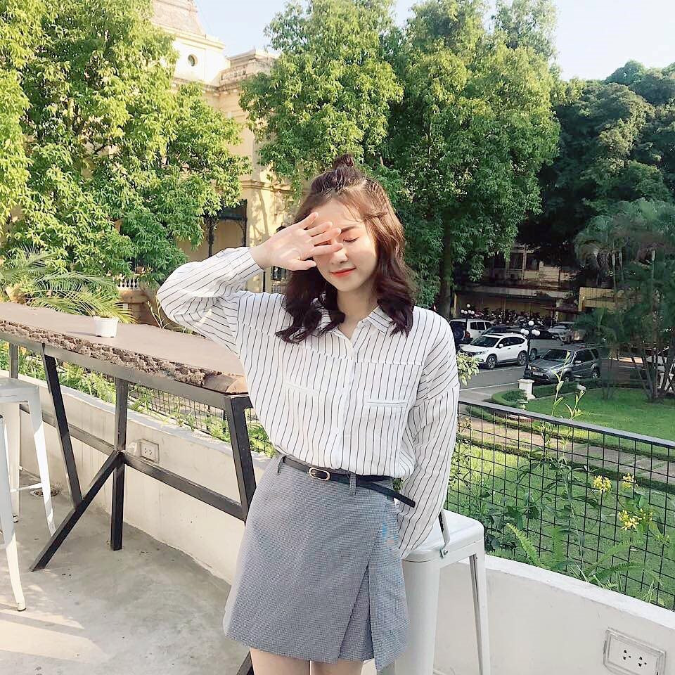 Theo đuổi chuyên ngành luật, tương lai cô nàng mong muốn trở thành 1 luật sư giỏi.