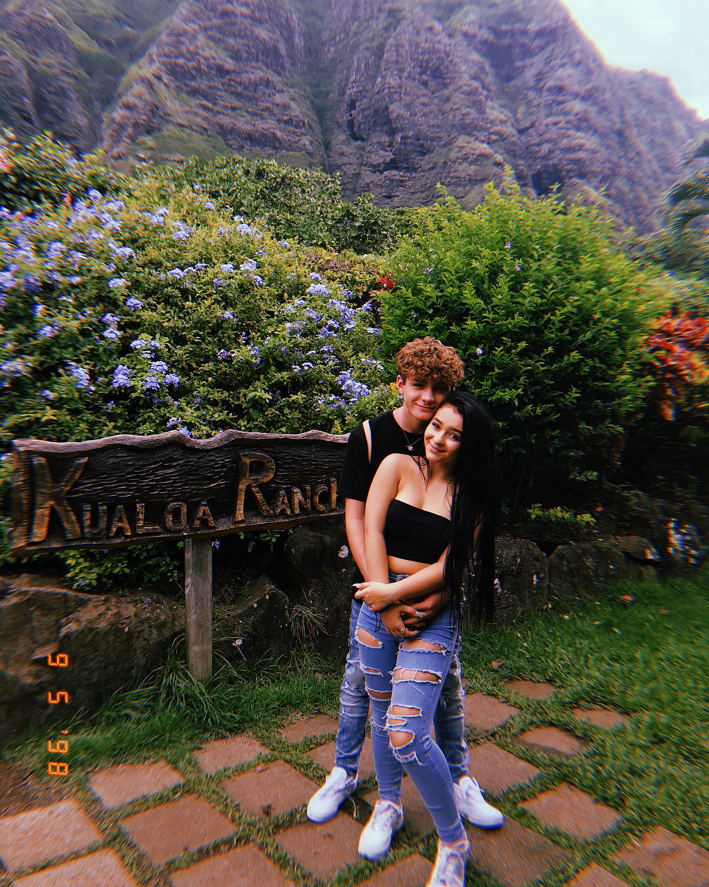 Năm 2018, Danielle chính thức công khai mối quan hệ tình cảm với bạn trai là Mikey Tua (2002, diễn viên, người mẫu). Anh chàng từng xuất hiện trong những video của cô, sau đó họ dần trở nên thân thiết và gắn bó với nhau.